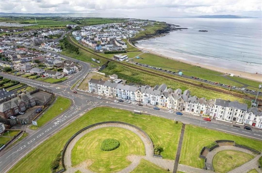 1 Dunluce Green - Portrush By The Sea Exterior foto